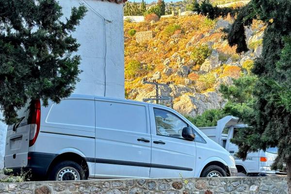 Επιστολή διαμαρτυρίας  του Γιάννη Παστού προς τον Δήμαρχο Ύδρας για τις συνθήκες διαμονής εργαζομένου