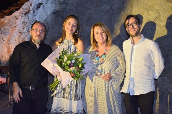 Υπέροχες μελωδικές στιγμές στη συναυλία «Αηδόνι στο κλουβί» στο Ιστορικό Αρχείο - Μουσείο Ύδρας