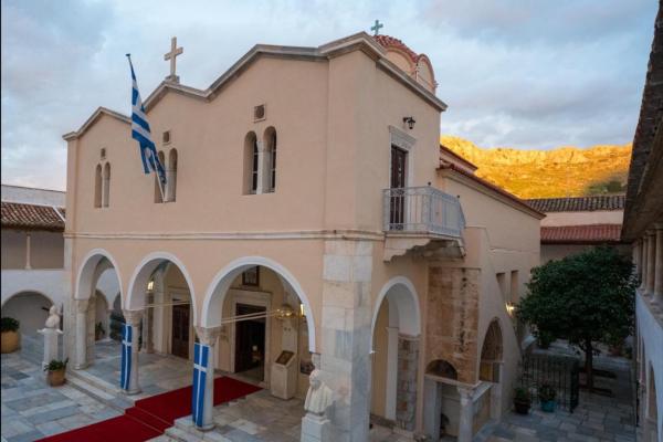 Λειτουργικό Πρόγραμμα  Ι. Καθεδρικού Ναού Ύδρας Πεντηκοστής 2026