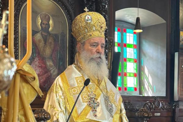 Στον Καθεδρικό Ναό Ύδρας Προσευχή για τους υποψήφιους των πανελλαδικών και Ιερά αγρυπνία με χειροτονία