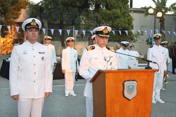 Λαμπρή τελετή αποφοίτησης στην ΑΕΝ Ασπροπύργου οργάνωσε ο Διοικητής, Αντιπλοίαρχος Γ. Μανδαλάκης