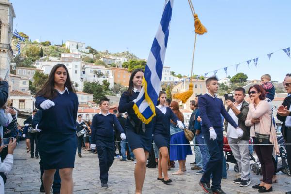 Με επισημότητα ο εορτασμός της 28ης Οκτωβρίου στην Ύδρα