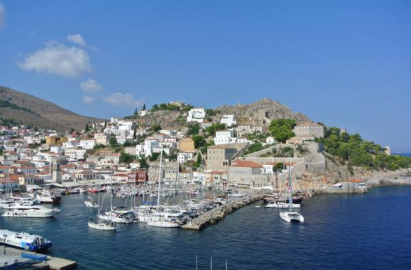 Σύντομα το έργο της αντιμετώπισης των καθιζήσεων στην χερσαία ζώνη του λιμανιού της Ύδρας