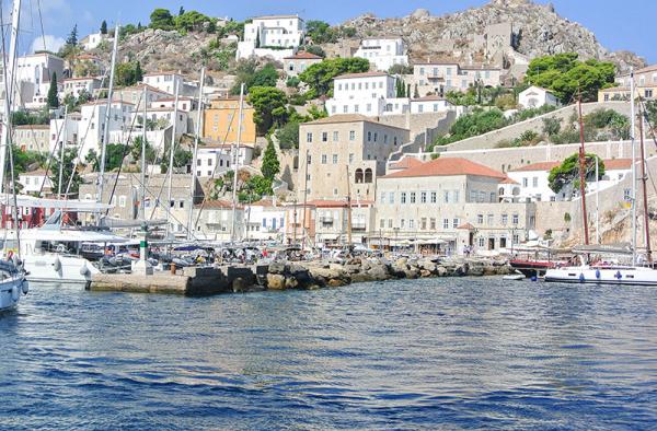 Ξεκίνησε η δημοπράτηση του έργου αποκατάστασης των κρηπιδωμάτων του εξωτερικού λιμενοβραχίονα