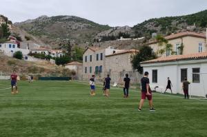 Ξεκινούν στην Ύδρα το Σάββατο 9 Οκτωβρίου οι κατηχητικές - νεανικές συντάξεις - συντροφιές