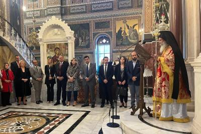 Ο Μητροπολίτης Ύδρας κ. ΕΦΡΑΙΜ ιερούργησε στον Ι. Ναό του Αγίου Νικολάου Πειραιά