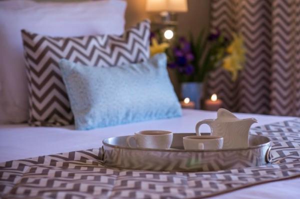 Τι προβλέπει  η ΚΥΑ για τα υγειονομικά πρωτόκολλα στα ξενοδοχεία