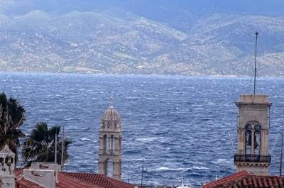 Ανακοίνωση   του Ι. Καθεδρικού Ναού Ύδρας για το parking στο Μετόχι Ερμιονίδας