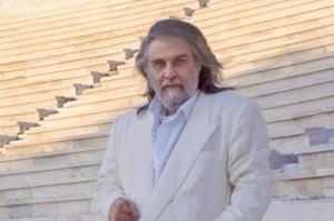Έφυγε   από τη ζωή ο Βαγγέλης Παπαθανασίου