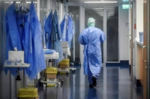 453 νέα κρούσματα του Κορωνοϊού στη χώρα, εκ των οποίων 195 συνδέονται με γνωστές συρροές