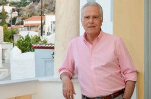 Αποκλειστική συνέντευξη του Άγγελου Κοτρώνη στη "Φωνή της Ύδρας"
