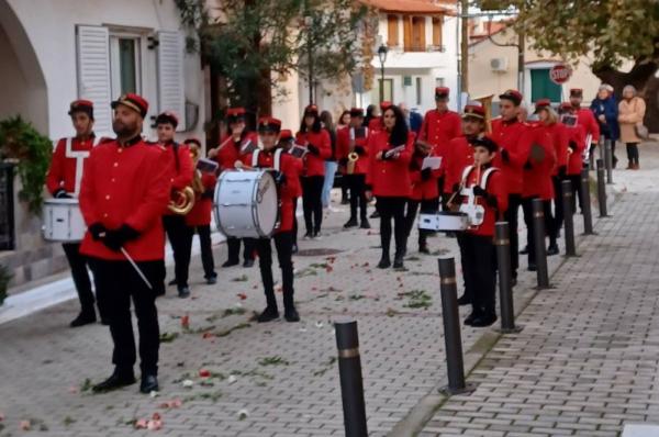 Ο Μουσικός Σύλλογος Ύδρας στην λιτάνευση του πολιούχου της Δημοτικής Κοινότητας Γαλατά