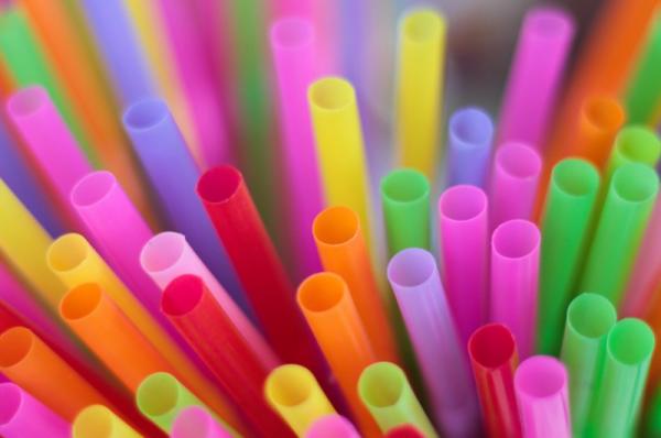 «Τέλος»   για ορισμένα πλαστικά μίας χρήσης