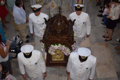 Με λαμπρότητα και ευλάβεια η γιορτή της Παναγίας στην Ύδρα