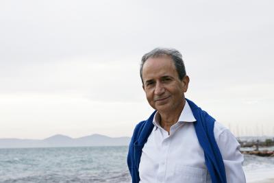 Συγχαρητήρια   από τον Ι. Καθεδρικό Ναό στον Ιατρό Νικόλαο Γ. Σταματάκη για το νέο του έργο «ΦΩΣ ΣΤΑ ΕΣΩΨΥΧΑ»