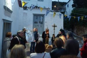 Από τον Εσπερινό στη Βαγγελίστρα στην Κουρμάδα