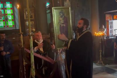 Στιγμιότυπο  από την ακολουθία του Νυμφίου στον Ι. Καθεδρικό Ναό Ύδρας