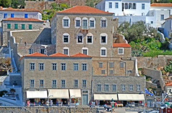 Οικονομική ενίσχυση  από το Υπουργείο Ναυτιλίας θα λάβουν οι σπουδαστές της Ακαδημίας Εμπορικού Ναυτικού Ύδρας