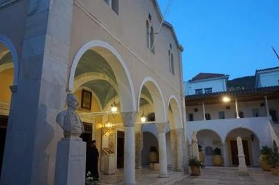 Το πρόγραμμα  του Μητροπολίτη Ύδρας ΕΦΡΑΙΜ την Κυριακή 26 Ιουνίου