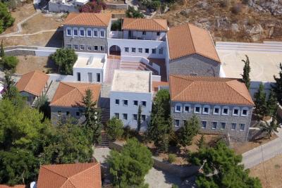 Η Ε.Ι. Παπαδόπουλος Α.Ε. συνεχίζει να ενισχύει τους νέους της Ύδρας με υποτροφίες
