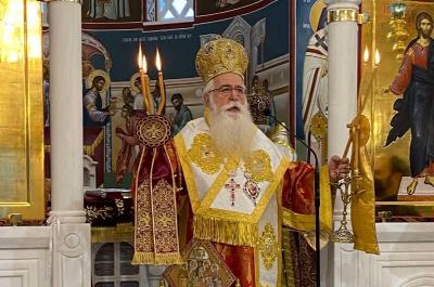 Τρισαρχιερατική Θεία Λειτουργία στον Ναό Τριών Σπετσιωτών Νεομαρτύρων προεξάρχοντος του Μητροπολίτη Δημητριάδος και Αλμυρού ΙΓΝΑΤΙΟΥ