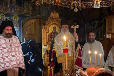 Ο Μητροπολίτης Ύδρας κ. ΕΦΡΑΙΜ χοροστάτησε στην εορτάζουσα Ι. Μονή του Αγίου Μηνά Αιγίνης