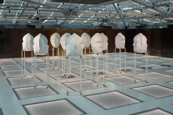 Ίδρυμα Valmont  - Eικαστική έκθεση σύγχρονης τέχνης «JANUS» του Didier Guillon, στο Ιστορικό Αρχείο - Μουσείο Ύδρας