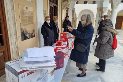 Πραγματοποιήθηκε η κλήρωση των δώρων της Λαχειοφόρου του Ε.Φ.Τ. του Καθεδρικού Ναού Ύδρας