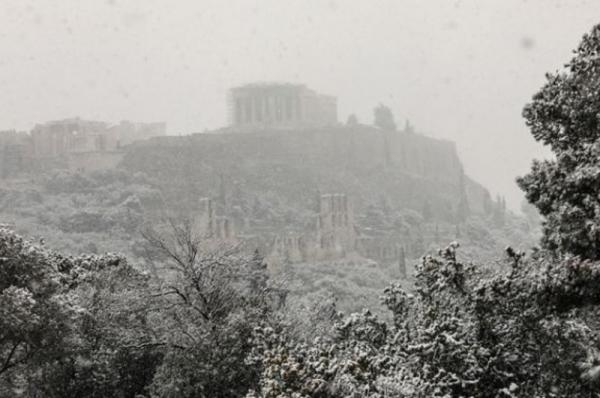 Γενική αργία αύριο Τρίτη 25 Ιανουαρίου σε δημόσιο και ιδιωτικό τομέα