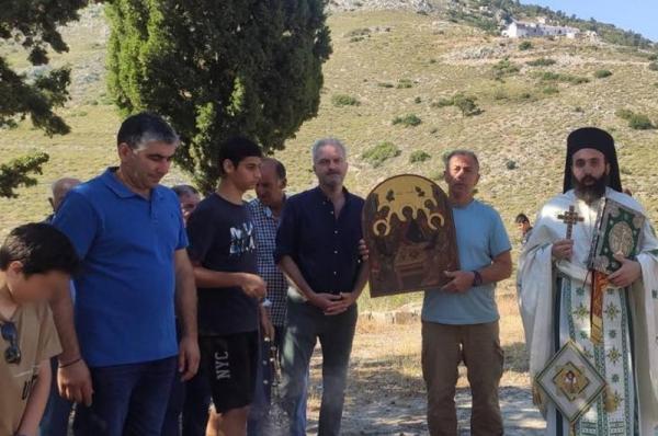 Πανηγύρισε το Μοναστήρι της Αγίας Τριάδας στην Ύδρα