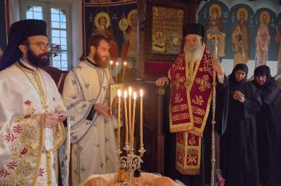 Χοροστατούντος του Μητροπολίτη ΕΦΡΑΙΜ τελέστηκε ο Μέγας Πανηγυρικός Εσπερινός στην εορτάζουσα Μονή της Αγίας Ματρώνας