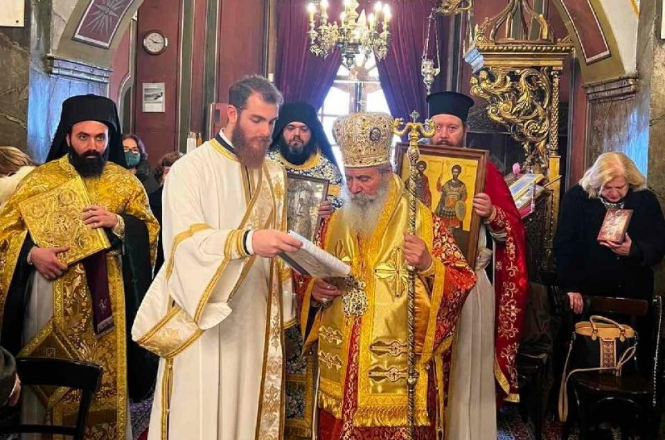 Κυριακή της Ορθοδοξίας - Ο Μητροπολίτης ΕΦΡΑΙΜ ιερούργησε στον Μητροπολιτικό Ναό Αγ. Γεωργίου Πόρου