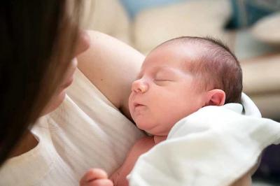 12 Ερωτήσεις  - Απαντήσεις για την Ειδική Παροχή Μητρότητας