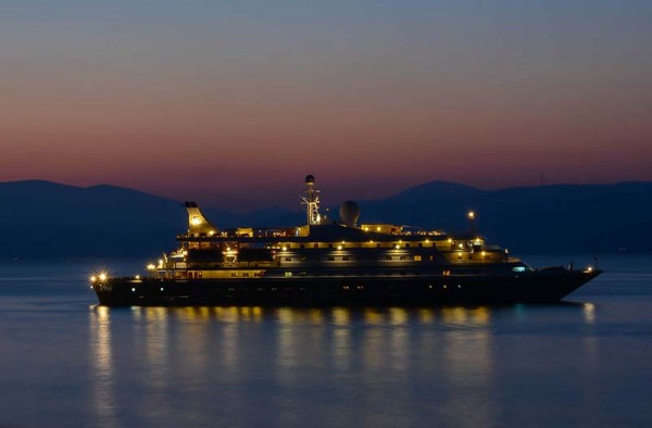 Λίγο πριν την αναχώρηση του Sea Dream II από την Ύδρα