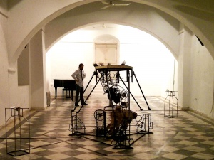 Γλυπτό που παρουσιάστηκε στην Ύδρα, διακρίθηκε για διεθνές καλλιτεχνικό βραβείο