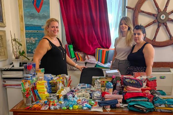 Μεγάλη ανταπόκριση  στο κάλεσμα του Δήμου Ύδρας για τη συγκέντρωση σχολικών ειδών για τα παιδιά που έχουν ανάγκη