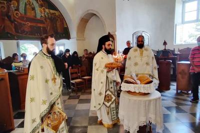 Γιόρτασε πανηγυρικά  η Ι. Μονή Αγίας Τριάδας Ύδρας