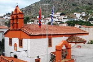 Την Κυριακή   7 Ιουλίου ο Σεβ. Ποιμενάρχης μας κ. ΕΦΡΑΙΜ θα ιερουργήσει στον Ι. Ενοριακό Ναό Αγ. Δημητρίου Ύδρας και θα τελέσει μνημόσυνο