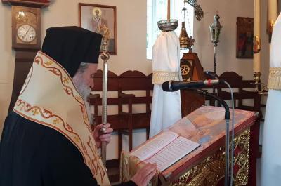 Στον Ι. Ναό Τιμίου Προδρόμου Καμινίων στους Γ' Χαιρετισμούς χοροστάτησε ο Μητροπολίτης ΕΦΡΑΙΜ